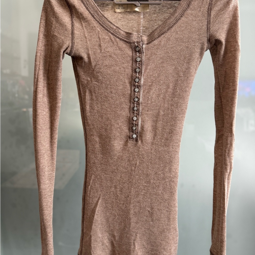 Abercrombie & Fitch Taupe Long Sleeve Henley